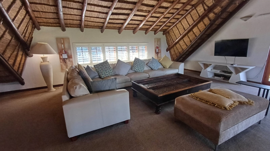 6 Bedroom Property for Sale in Kosmos North West